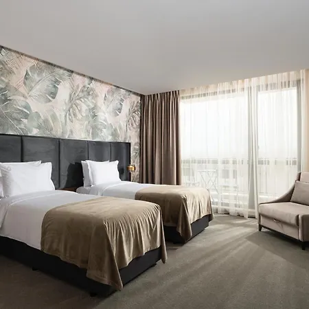 酒店 Grand Medical And Epicentrum 帕维尔巴尼亚