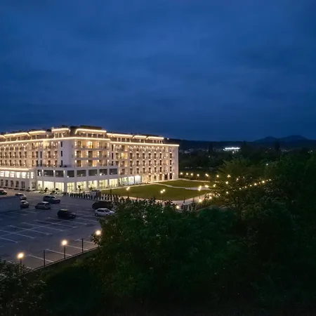 Grand Medical And Epicentrum Pavel Banya