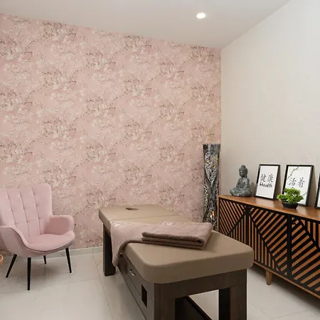 Grand Medical And Epicentrum