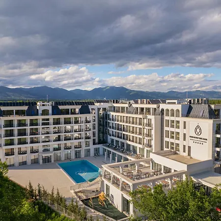 Grand Medical And Epicentrum Hotel 5*
