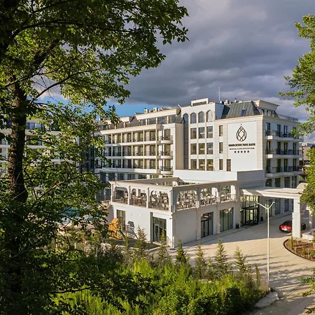 Grand Medical And Epicentrum Hotel 5*