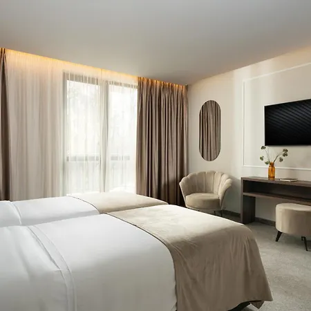 Hotel Grand Medical And Epicentrum 5*